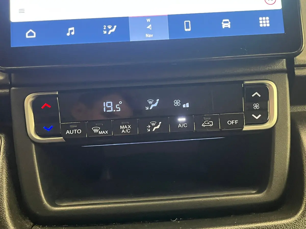 2.2D 140 S&S L3H2 3.5t Camera | Ingerichte Laadruimte | Cruise | Airco | 3 Zits! | DAB | Dodehoek Detectie | Achteruitrijcamera | Airco | Buitenspiegels verwarmbaar