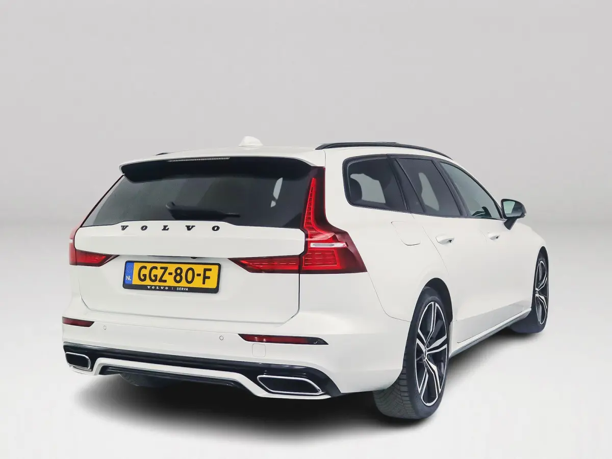 T6 Plug-in hybrid AWD Ultimate Dark | Panoramadak | Parkeercamera | Head-up display | Harman Kardon | Stoel- en Stuurverwarming