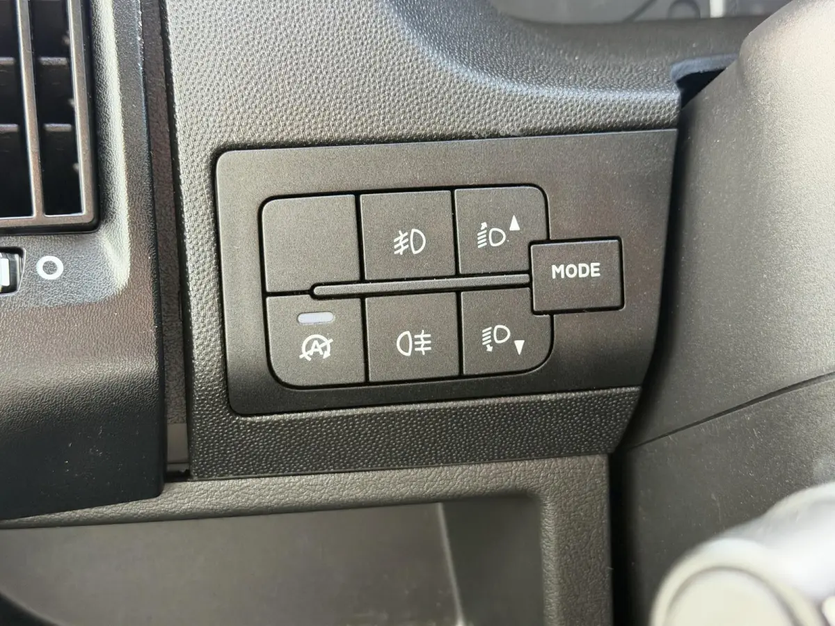 30 2.2 MultiJet L2H2*NAVI*CAM*CRUISE*A/C*HAAK*3P*