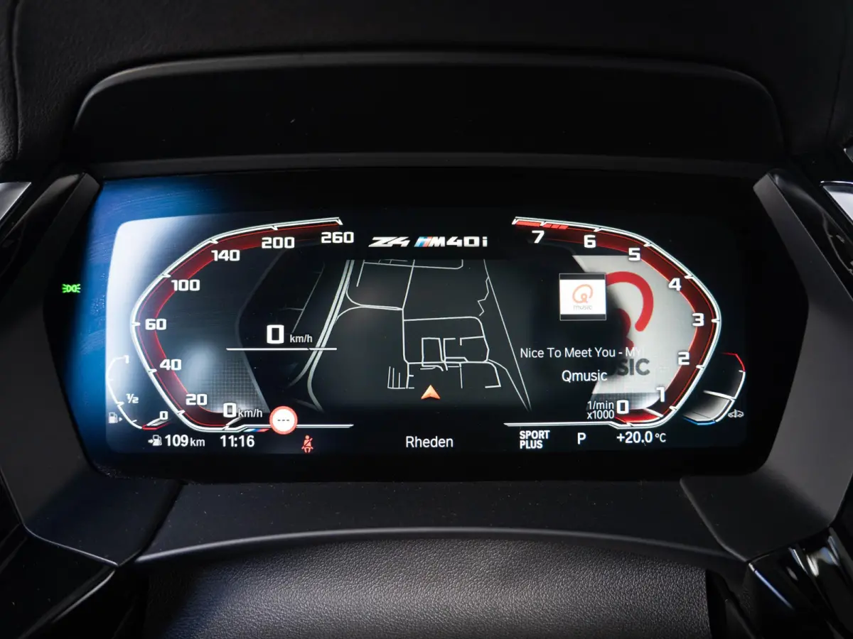 M40i | M Sportpakket | M Adaptief onderstel | 19 inch | Comfort Access | Windscherm | 	Elektrisch verstelbare stoelen | Harman Kardon