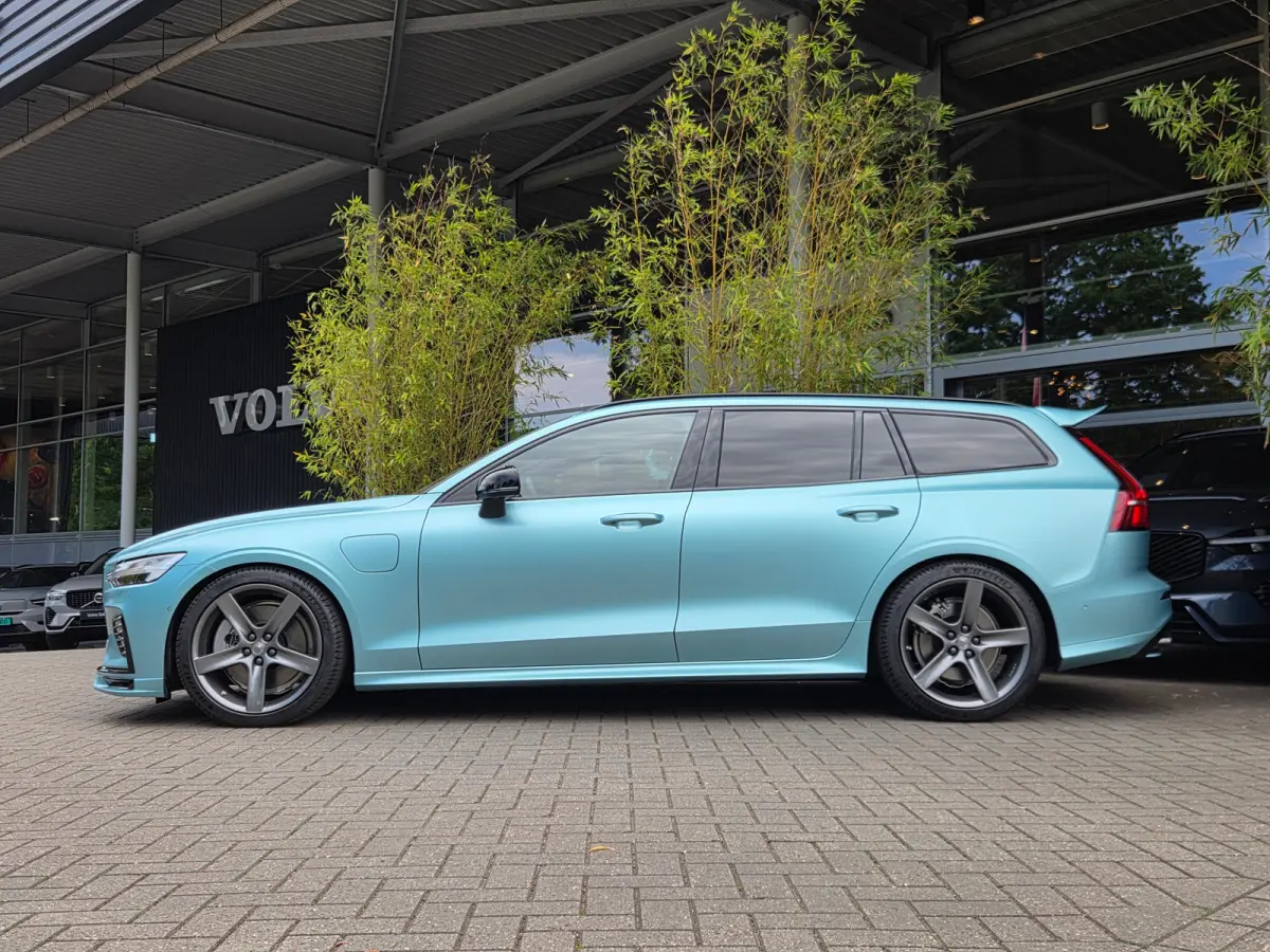 2.0 T8 AWD Ultra Dark HEICO SPORTIV | Full Option! | Bowers&Wilkins | Massage/ventilatie