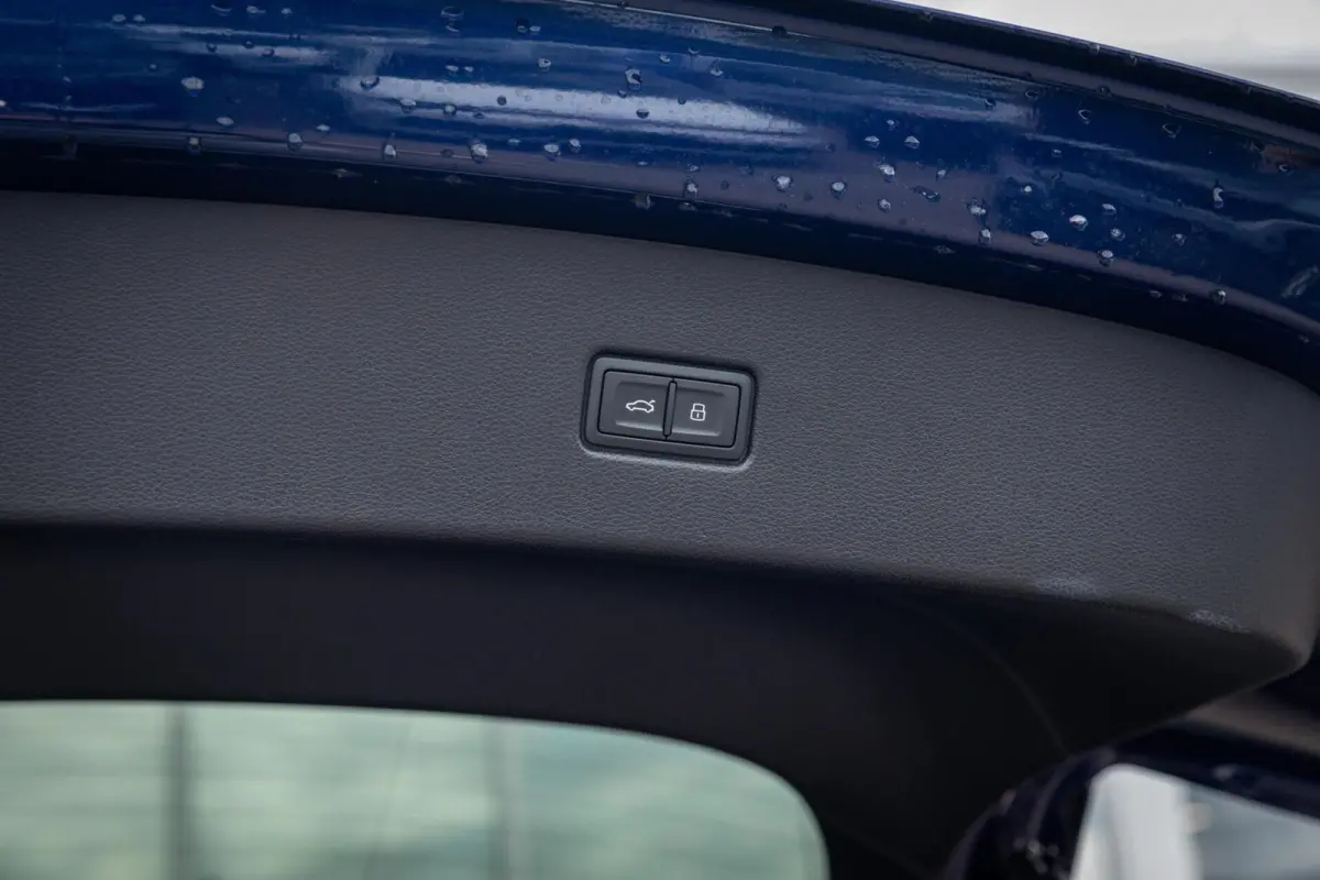 50 TFSI e S-Line Competition PANO MEMORY CAMERA MATRIX