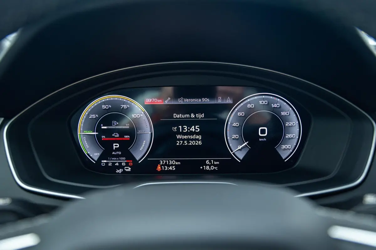 50 TFSI e S-Line Competition PANO MEMORY CAMERA MATRIX