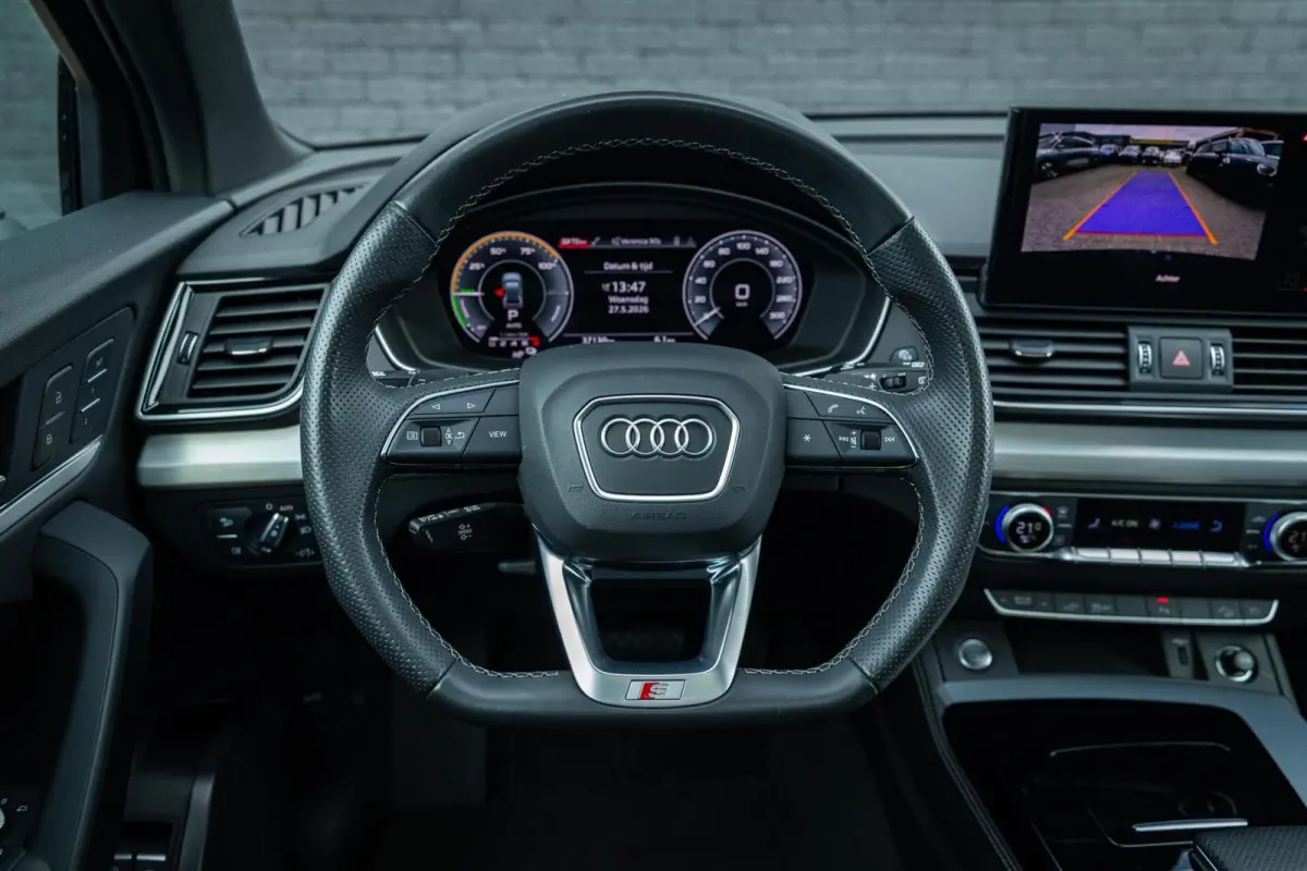 50 TFSI e S-Line Competition PANO MEMORY CAMERA MATRIX