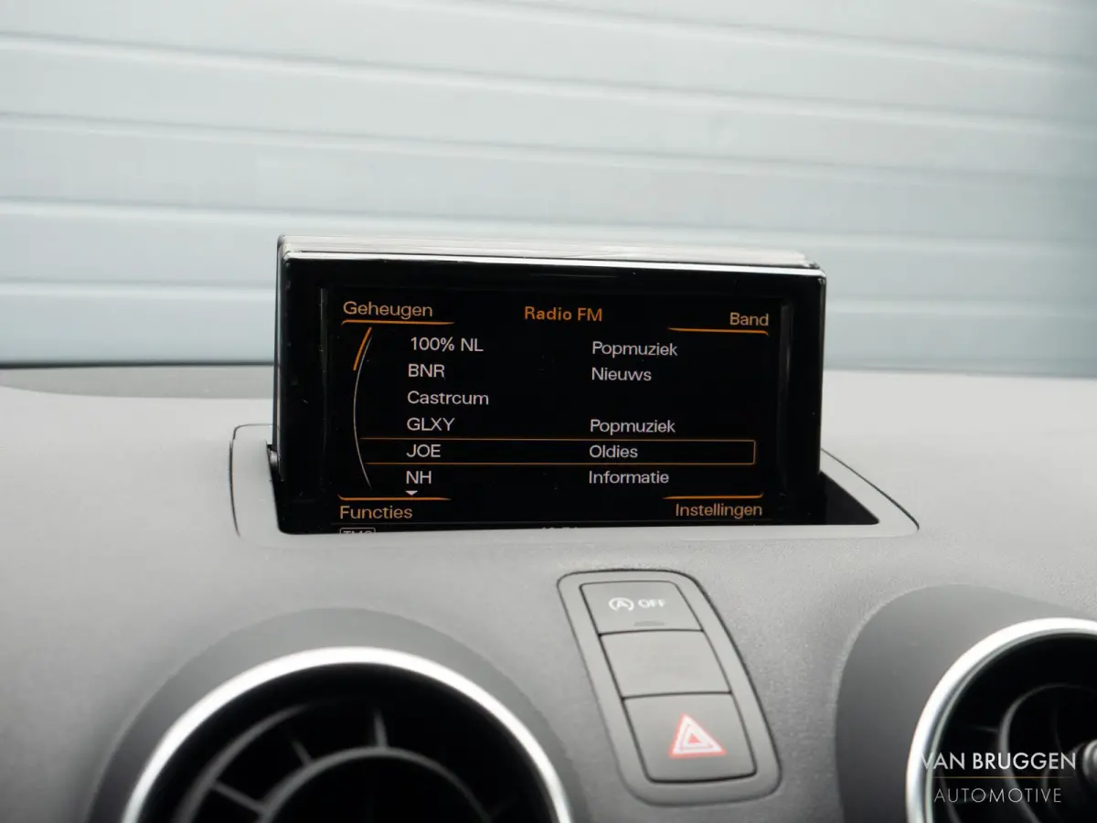 1.0 TFSI S-Line Automaat LED Cruise NAP Stoelverw.