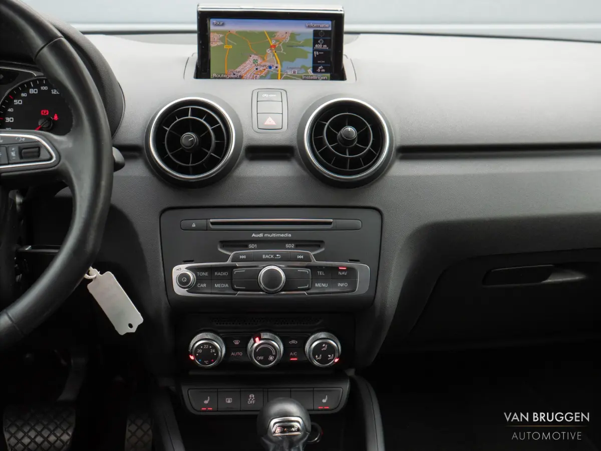 1.0 TFSI S-Line Automaat LED Cruise NAP Stoelverw.