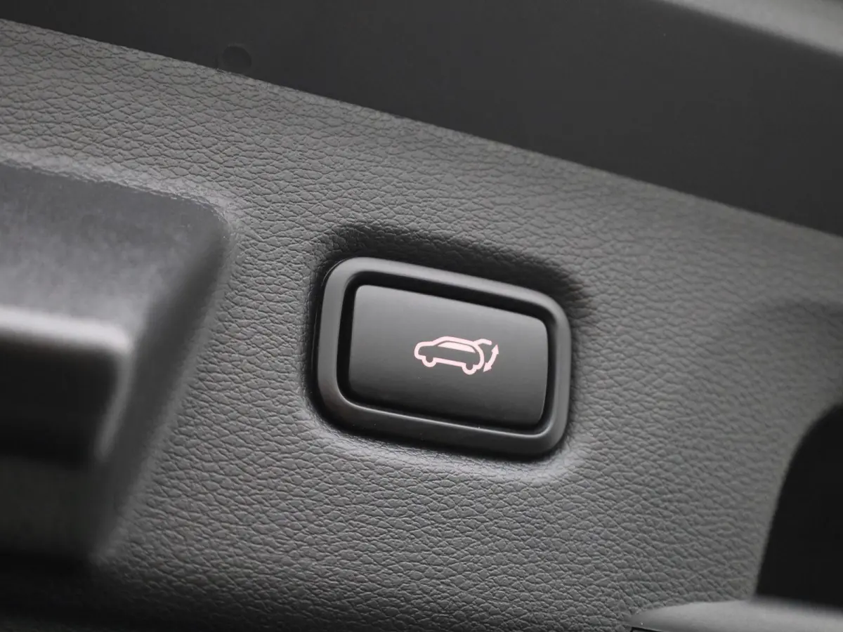 1.5 T-GDi GT-Line | Automaat | Apple Carplay/Android Auto | Panoramadak | Achteruitrijcamera | Parkeersensoren | Stoelverwarming | Stuurverwarming |