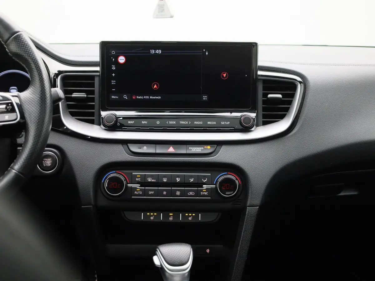 1.5 T-GDi GT-Line | Automaat | Apple Carplay/Android Auto | Panoramadak | Achteruitrijcamera | Parkeersensoren | Stoelverwarming | Stuurverwarming |