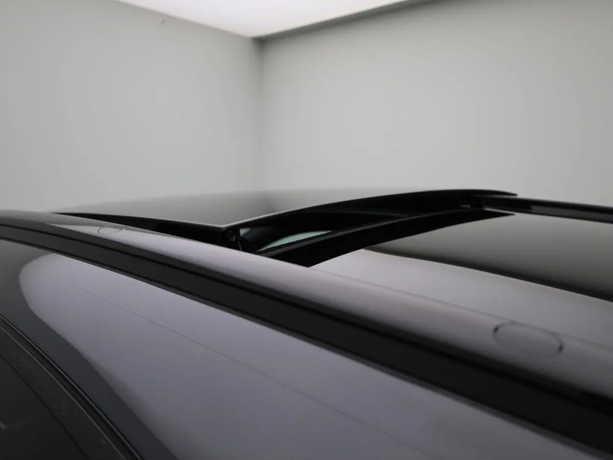 1.5 T-GDi GT-Line | Automaat | Apple Carplay/Android Auto | Panoramadak | Achteruitrijcamera | Parkeersensoren | Stoelverwarming | Stuurverwarming |