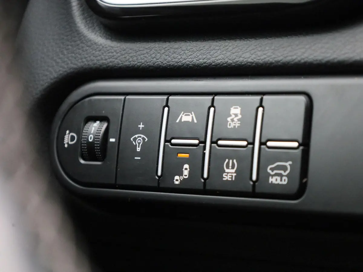 1.5 T-GDi GT-Line | Automaat | Apple Carplay/Android Auto | Panoramadak | Achteruitrijcamera | Parkeersensoren | Stoelverwarming | Stuurverwarming |