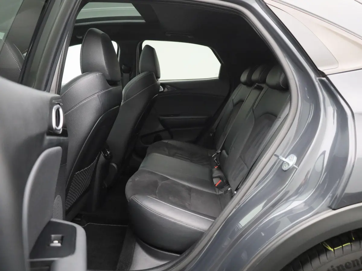 1.5 T-GDi GT-Line | Automaat | Apple Carplay/Android Auto | Panoramadak | Achteruitrijcamera | Parkeersensoren | Stoelverwarming | Stuurverwarming |