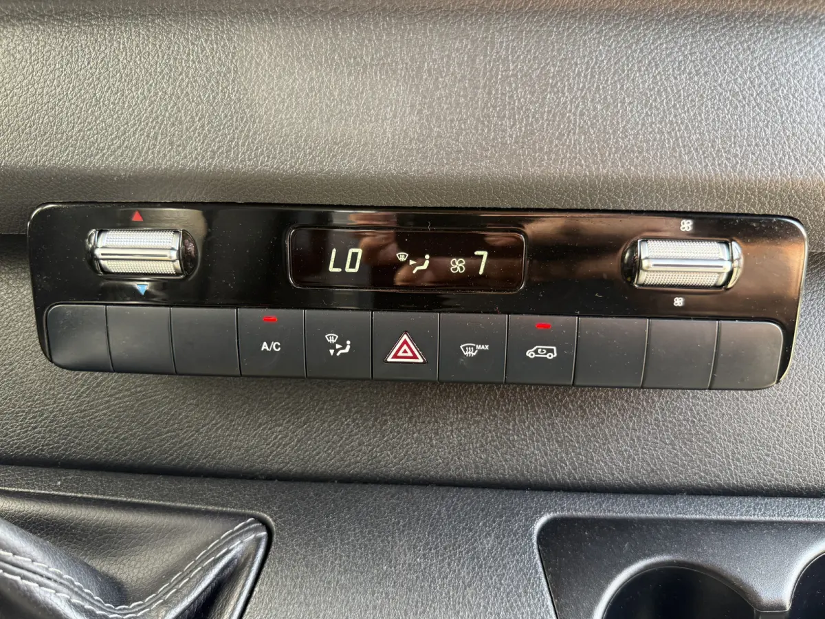 315 1.9 CDI Pakketbus L3H2 Tussenschot met deur LED Climate Control Cruise Control Carplay Camera