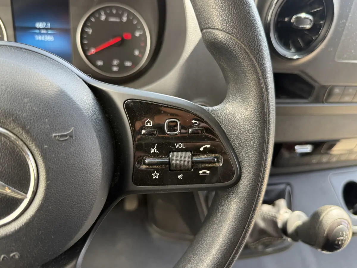 315 1.9 CDI Pakketbus L3H2 Tussenschot met deur LED Climate Control Cruise Control Carplay Camera