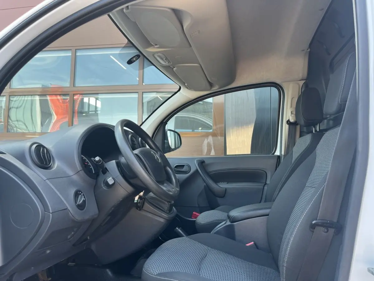 108 CDI E6 Lease €152 p/m, Airco, Navi, Imperiaal, Cruise controle