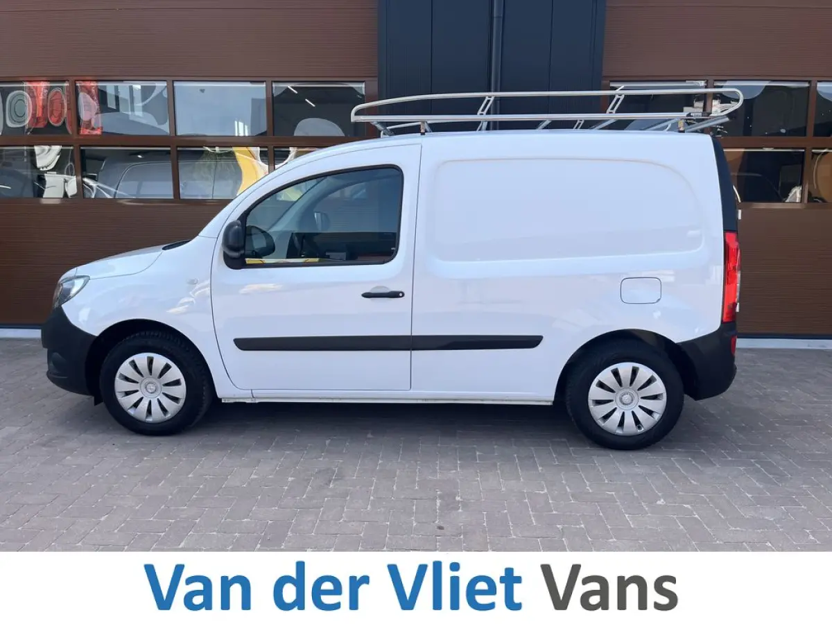 108 CDI E6 Lease €152 p/m, Airco, Navi, Imperiaal, Cruise controle