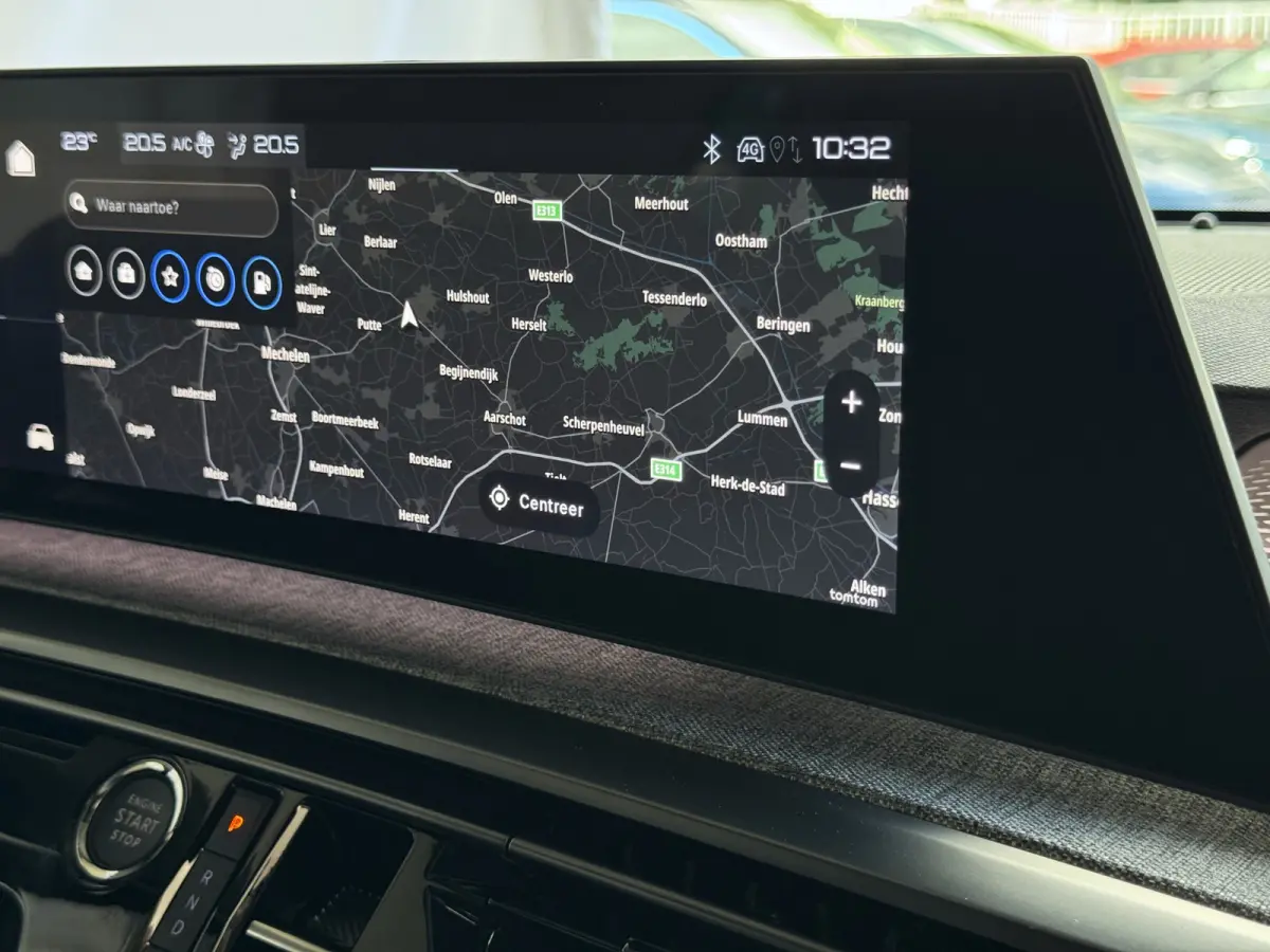 1.2 HYBRID 145 GT NIEUWE AUTO 7PERS OPENDAK STOEL/STUUR VERW. ELEK.KLEP LED 7P 7 Persoons