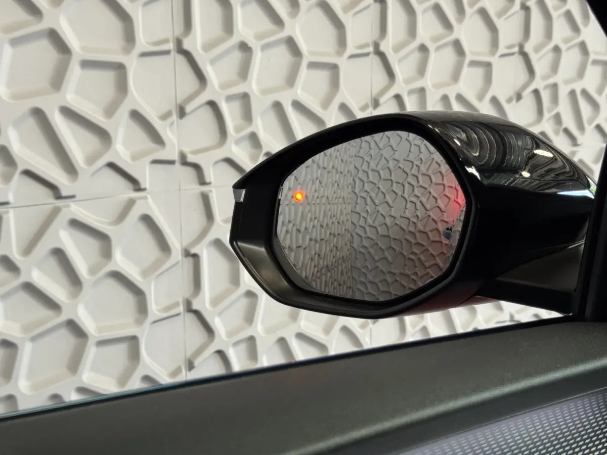 1.2 HYBRID 145 GT NIEUWE AUTO 7PERS OPENDAK STOEL/STUUR VERW. ELEK.KLEP LED 7P 7 Persoons