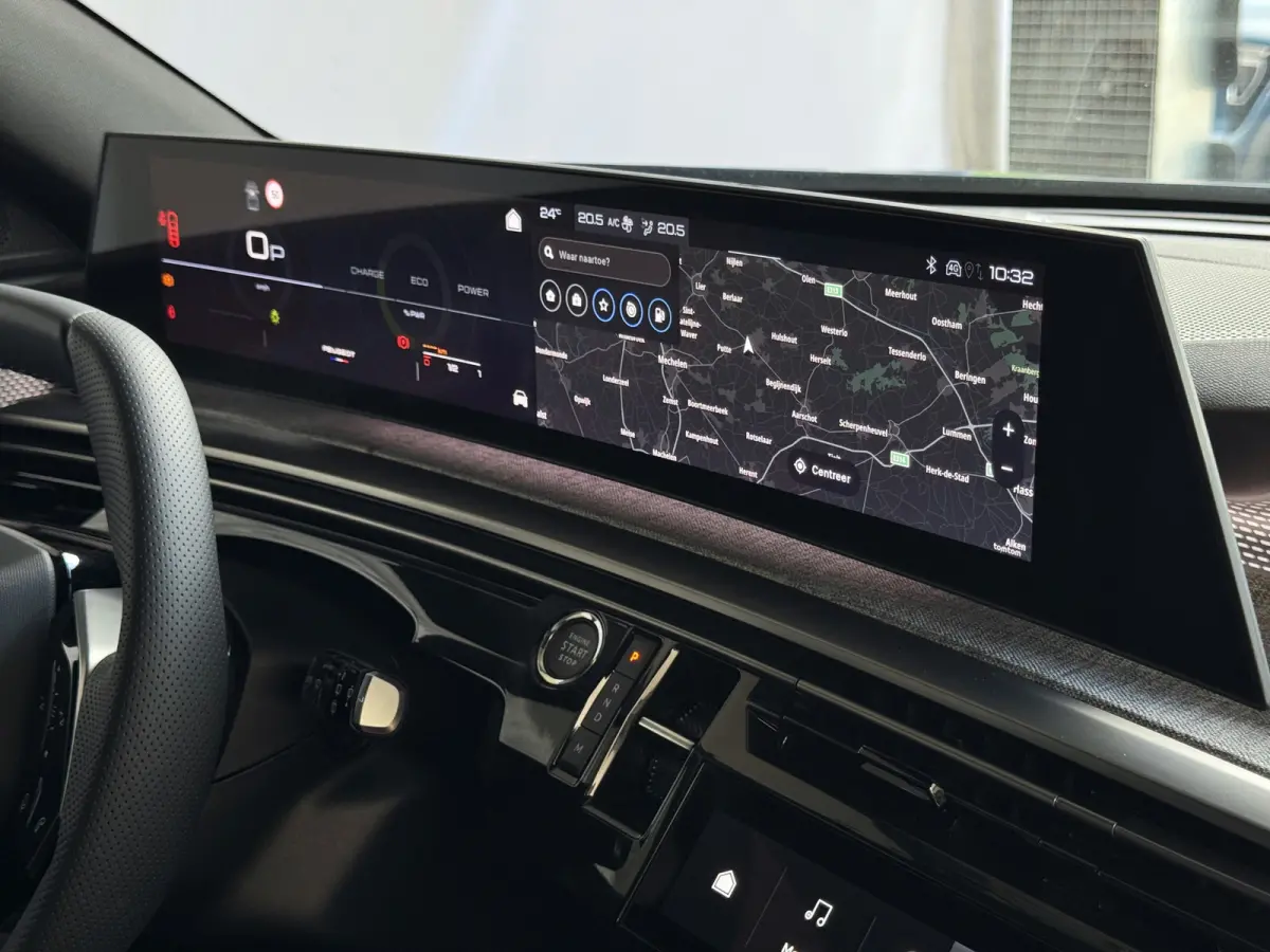 1.2 HYBRID 145 GT NIEUWE AUTO 7PERS OPENDAK STOEL/STUUR VERW. ELEK.KLEP LED 7P 7 Persoons