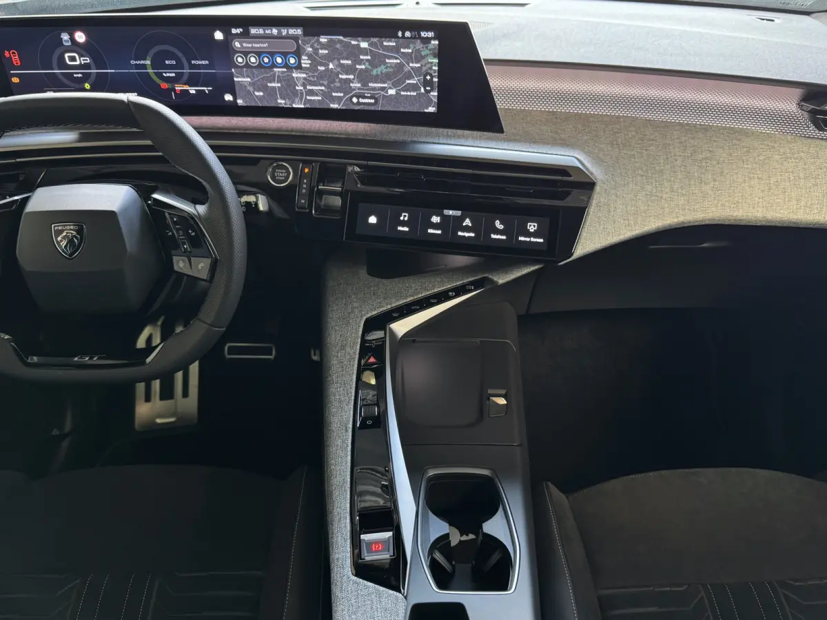 1.2 HYBRID 145 GT NIEUWE AUTO 7PERS OPENDAK STOEL/STUUR VERW. ELEK.KLEP LED 7P 7 Persoons