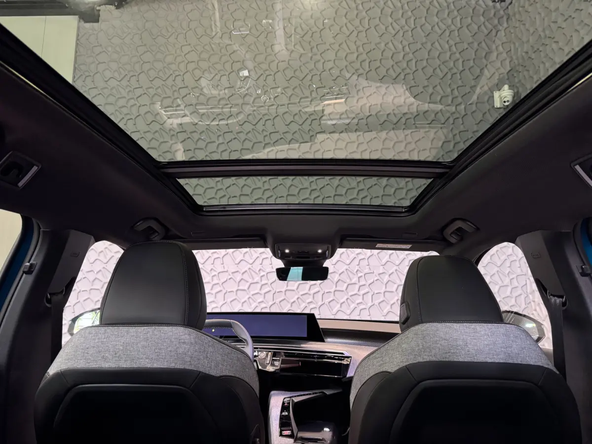 1.2 HYBRID 145 GT NIEUWE AUTO 7PERS OPENDAK STOEL/STUUR VERW. ELEK.KLEP LED 7P 7 Persoons