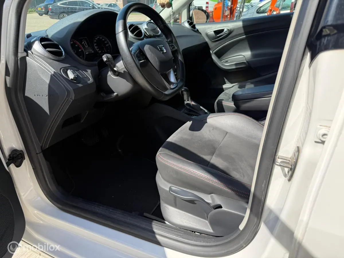 1.0 FR - Panoramadak - Automaat - Inruil