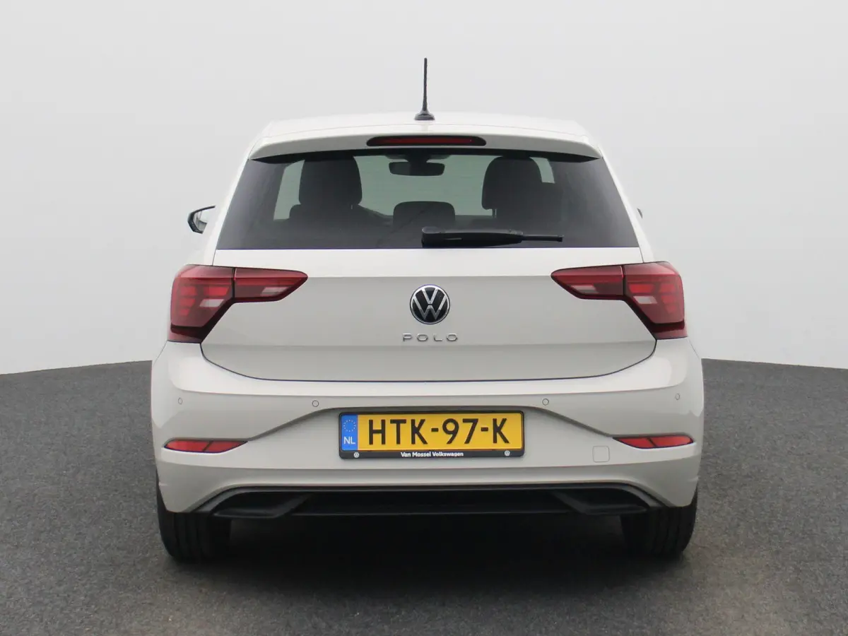 1.0 TSI Life Edition 95 PK | Demo | Parkeersensoren Achter | Achteruirijcamera | Privacy Glas | 15 Inch Velgen | Apple Carplay | Android Auto