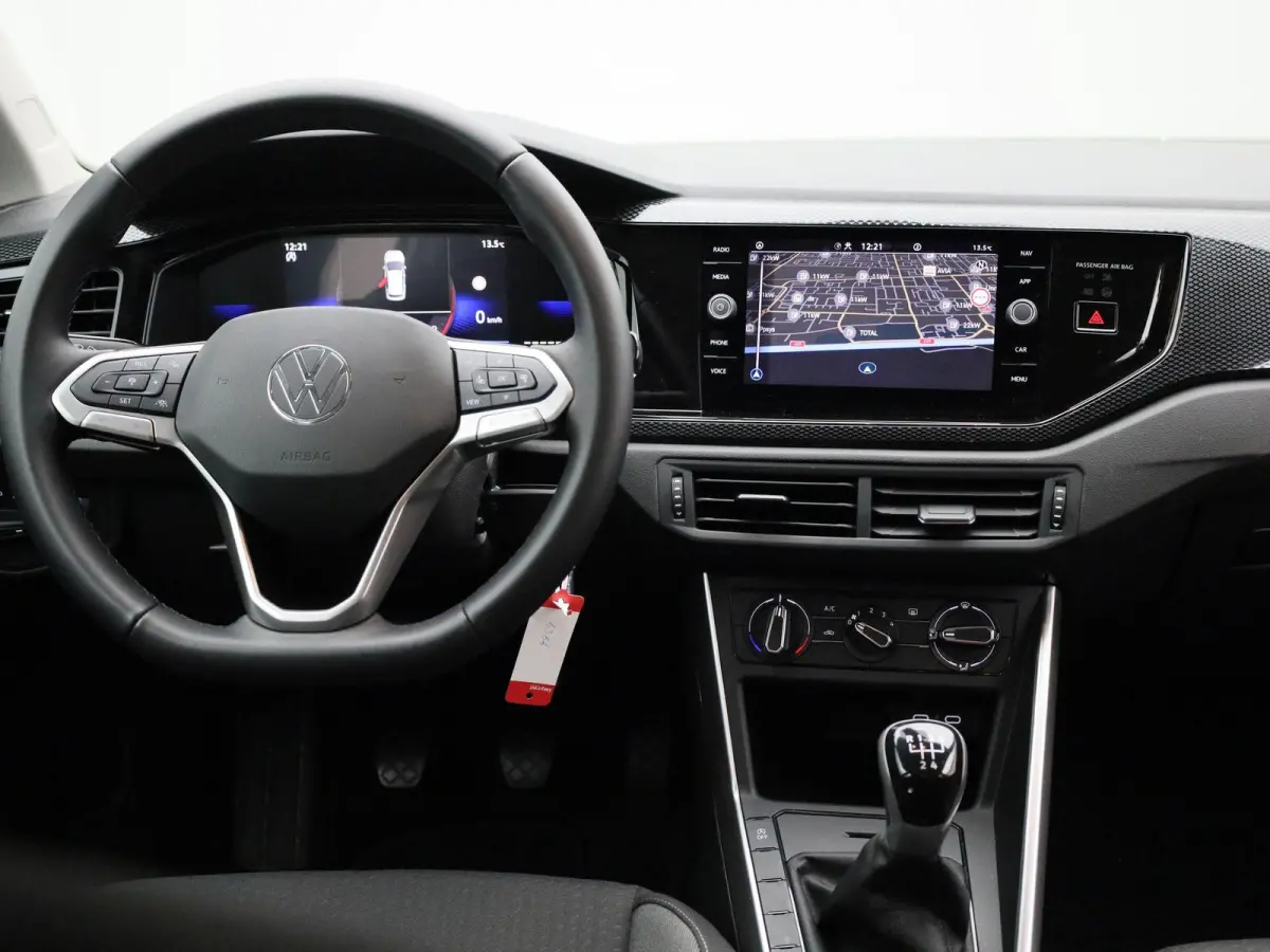 1.0 TSI Life Edition 95 PK | Demo | Parkeersensoren Achter | Achteruirijcamera | Privacy Glas | 15 Inch Velgen | Apple Carplay | Android Auto