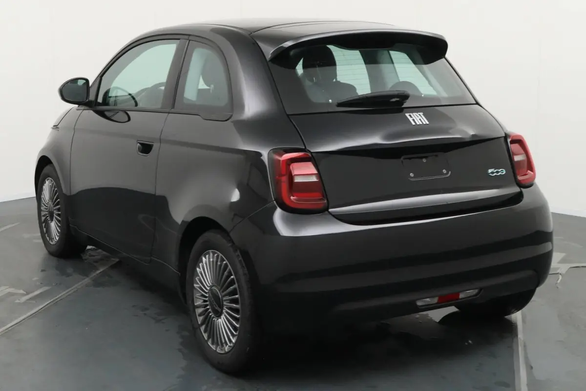 Icon 24 kWh | BTW | Nieuw | CarPlay |