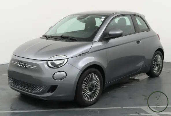 Icon 24 kWh | BTW | Nieuw | CarPlay |