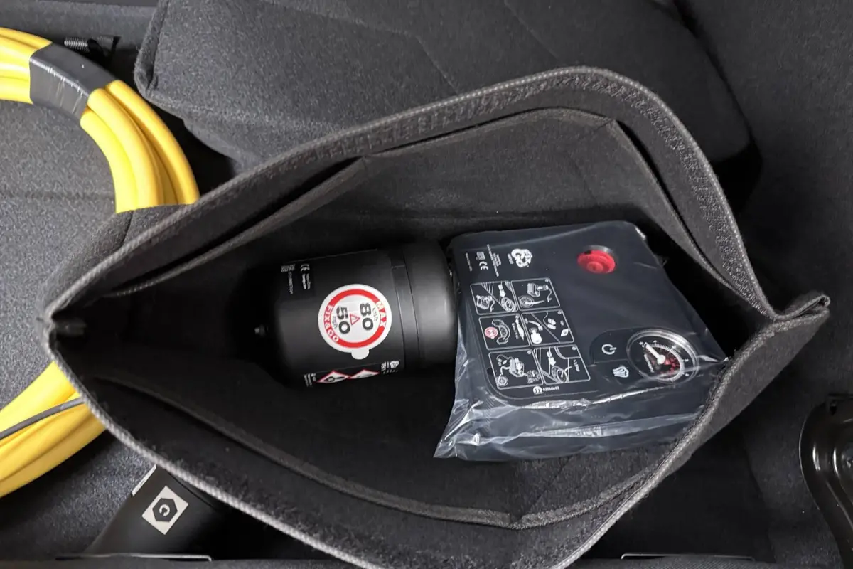 Icon 24 kWh | BTW | Nieuw | CarPlay |