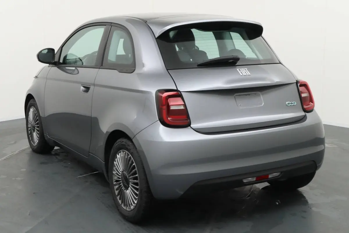 Icon 24 kWh | BTW | Nieuw | CarPlay |