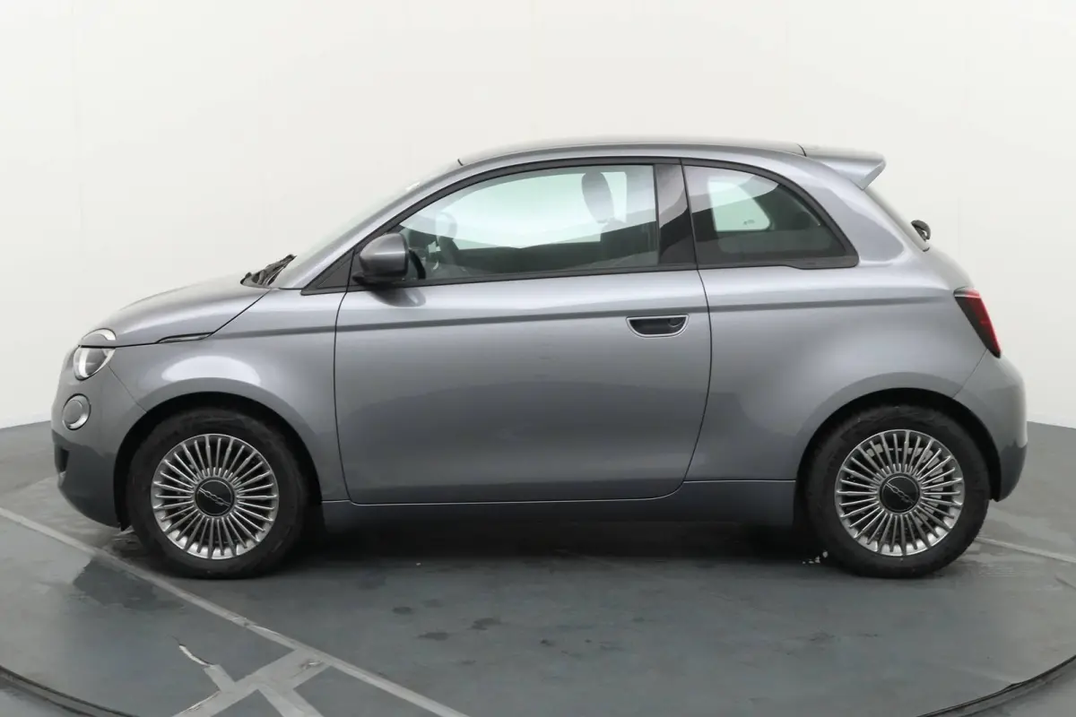 Icon 24 kWh | BTW | Nieuw | CarPlay |