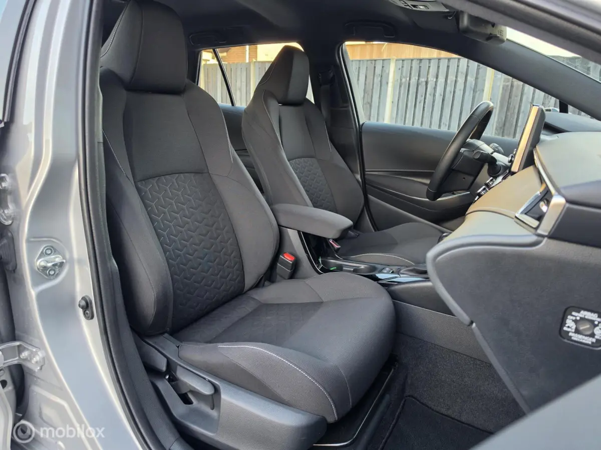 HYBRID ACC CARPLAY CAMERA