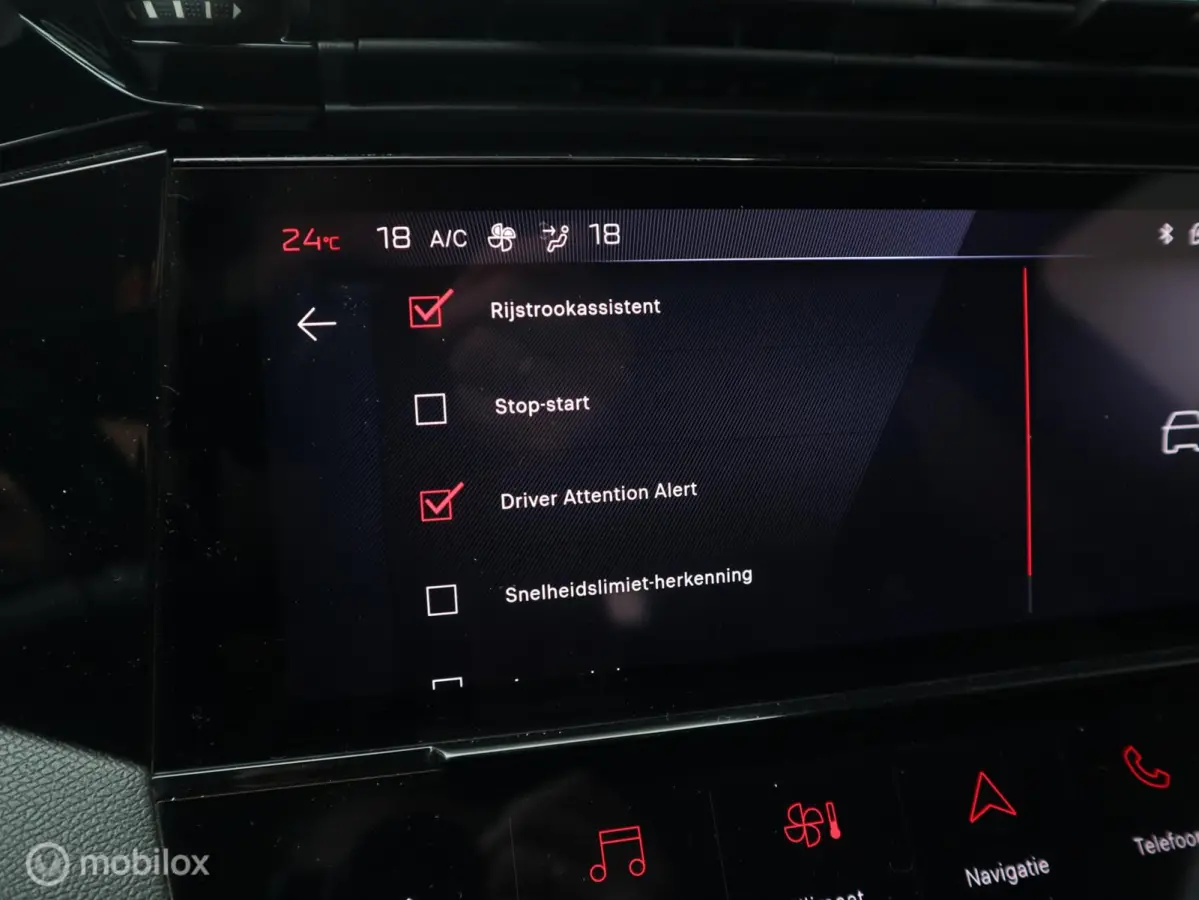 1.2 PT 131 PK AUTOMAAT/EAT8 Allure Pack|1/2Leer|Camera V+A|Stoelverw|17''LMV|DriverAssist|Carplay|DAB|Navi|Bomvol