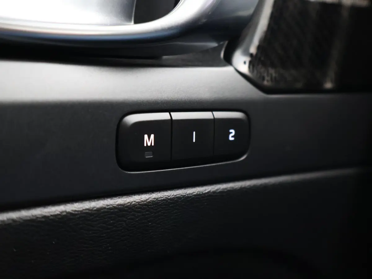 RECHARGE ULTIMATE 69 kWh + 20 INCH | PANORAMA | 360 CAMERA | HARMAN/KARDON | ADAPTIVE CRUISE