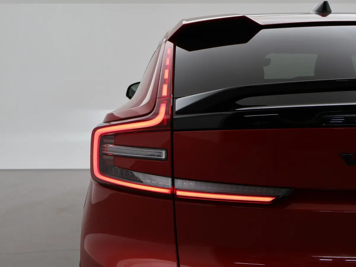 RECHARGE ULTIMATE 69 kWh + 20 INCH | PANORAMA | 360 CAMERA | HARMAN/KARDON | ADAPTIVE CRUISE