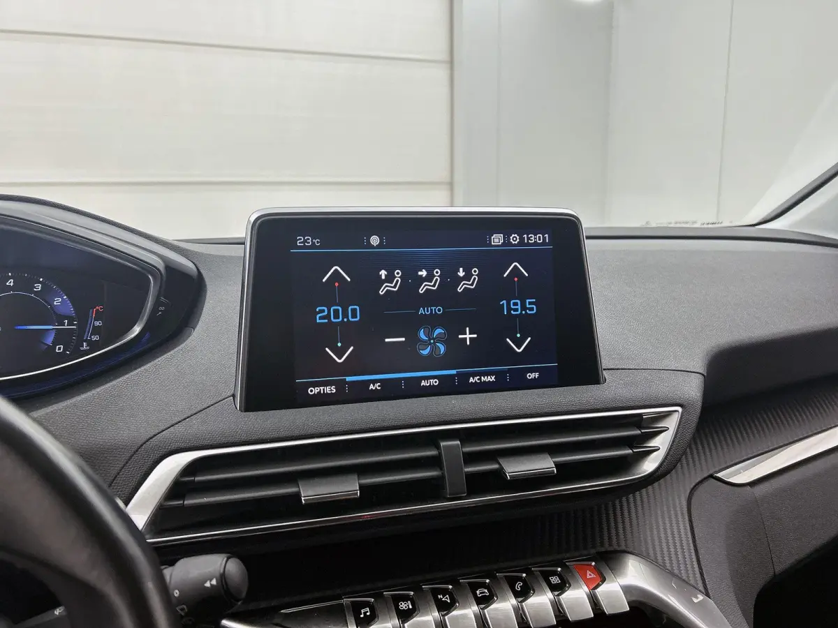 1.2 130pk Active | Navigatie | Climate Control | Cruise Control | Camera | 17"LMV | Apple Carplay/Android Auto |