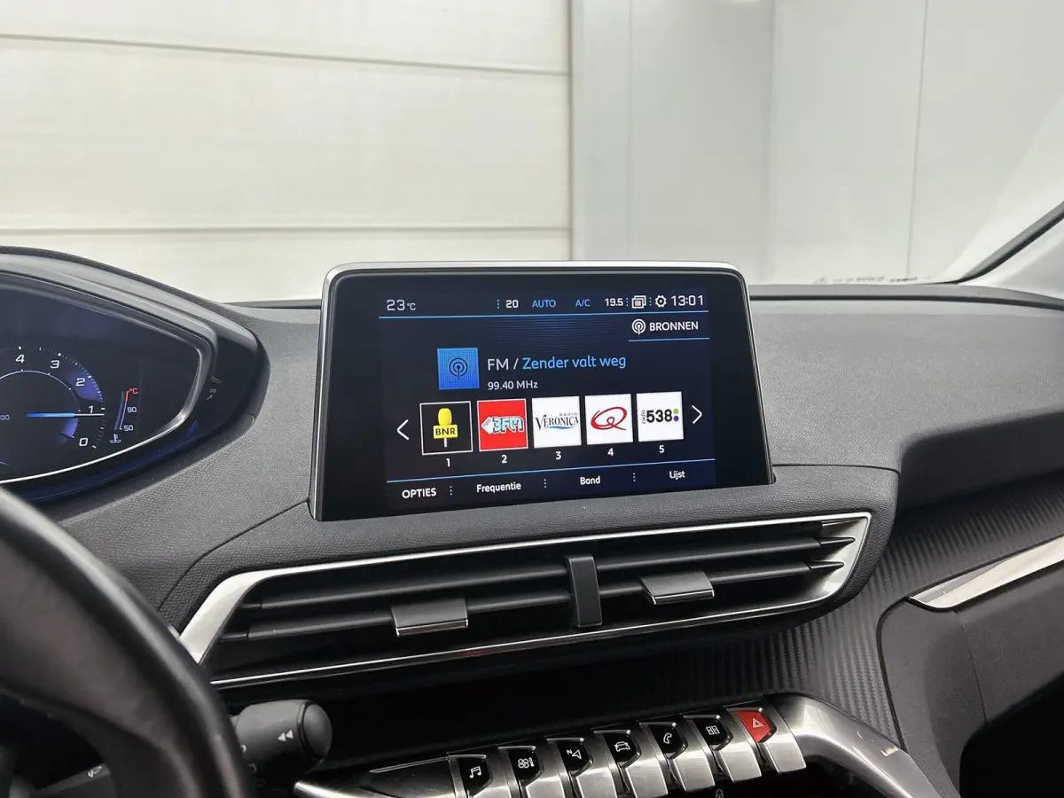 1.2 130pk Active | Navigatie | Climate Control | Cruise Control | Camera | 17"LMV | Apple Carplay/Android Auto |
