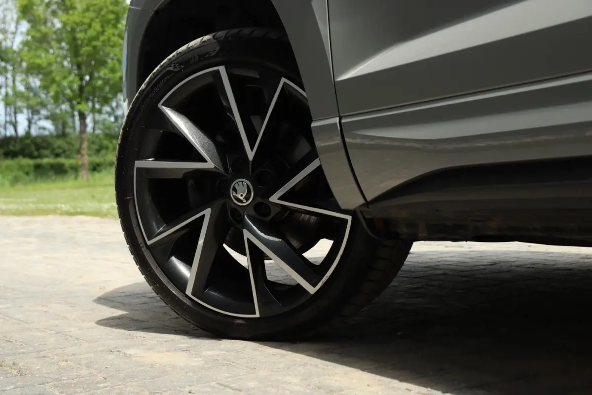 1.5 TSI / 150 PK / DSG / Sportline / Panorama / Trekhaak / Camera / Cruise Control / 19"