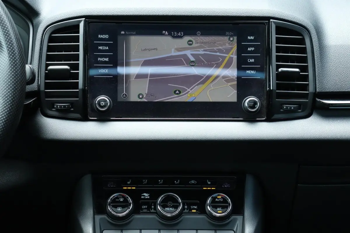 1.5 TSI / 150 PK / DSG / Sportline / Panorama / Trekhaak / Camera / Cruise Control / 19"