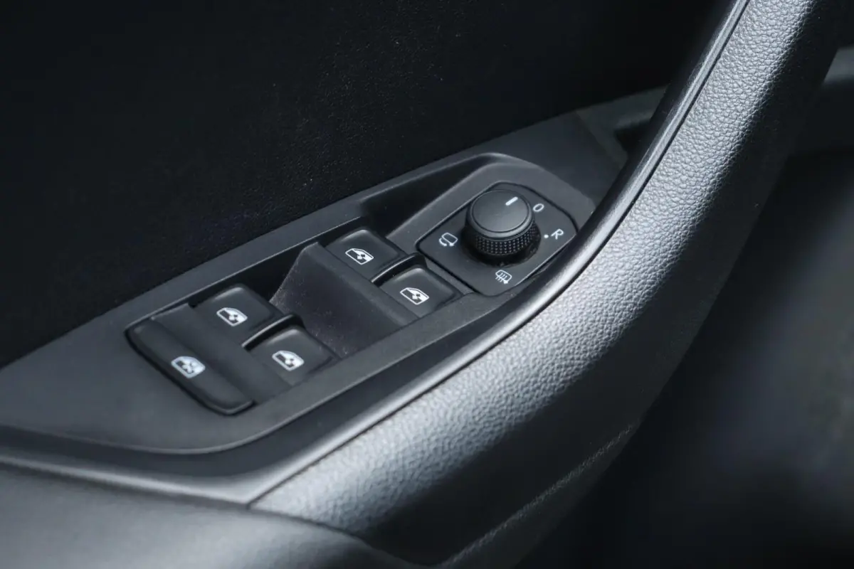 1.5 TSI / 150 PK / DSG / Sportline / Panorama / Trekhaak / Camera / Cruise Control / 19"