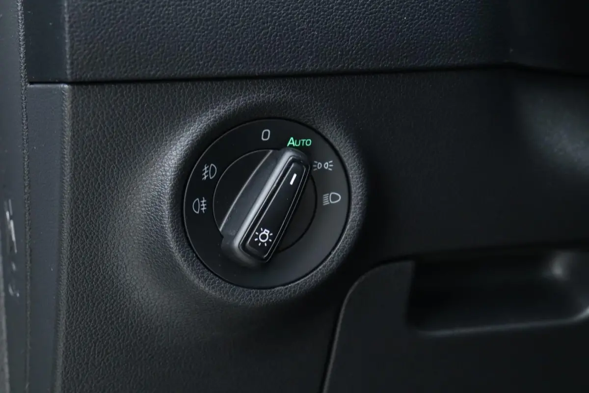 1.5 TSI / 150 PK / DSG / Sportline / Panorama / Trekhaak / Camera / Cruise Control / 19"