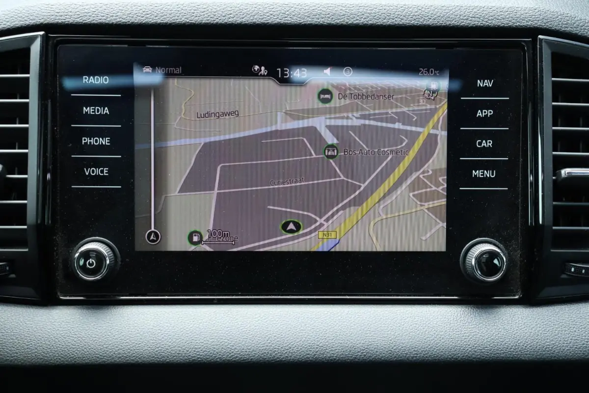 1.5 TSI / 150 PK / DSG / Sportline / Panorama / Trekhaak / Camera / Cruise Control / 19"