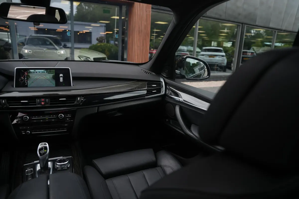 xDrive40d High Executive 7p. M pakket vol!