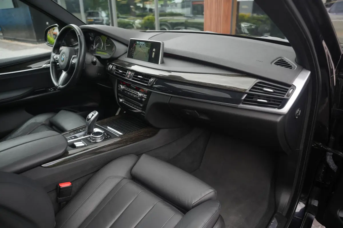 xDrive40d High Executive 7p. M pakket vol!
