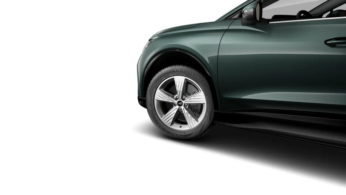 S edition | Achterklep, automatisch bedienbaar | Achteruitrijcamera | Adaptive cruise control
