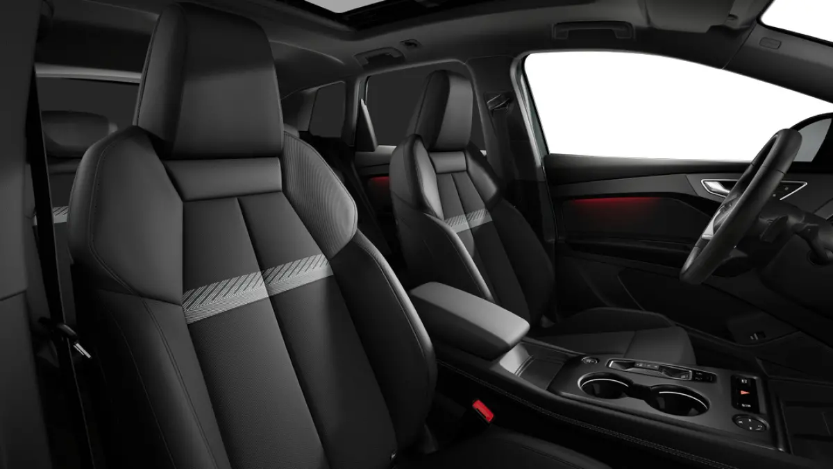 S edition | Achterklep, automatisch bedienbaar | Achteruitrijcamera | Adaptive cruise control
