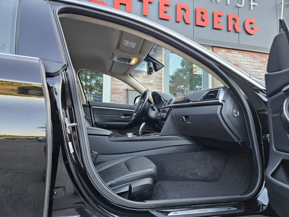 418i High Executive Automaat! Leer! LED! Navigatie! NAP! Mooie/Nette Auto!