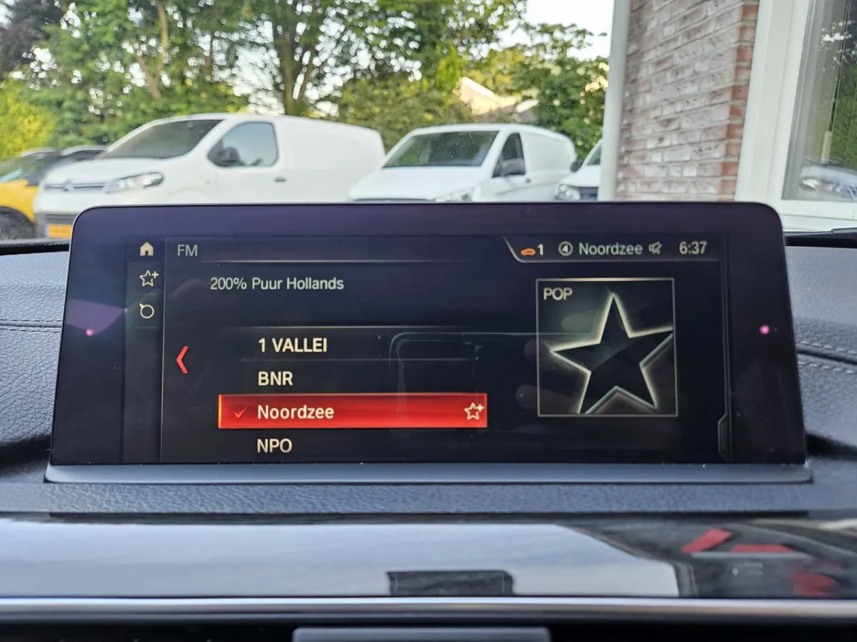 418i High Executive Automaat! Leer! LED! Navigatie! NAP! Mooie/Nette Auto!
