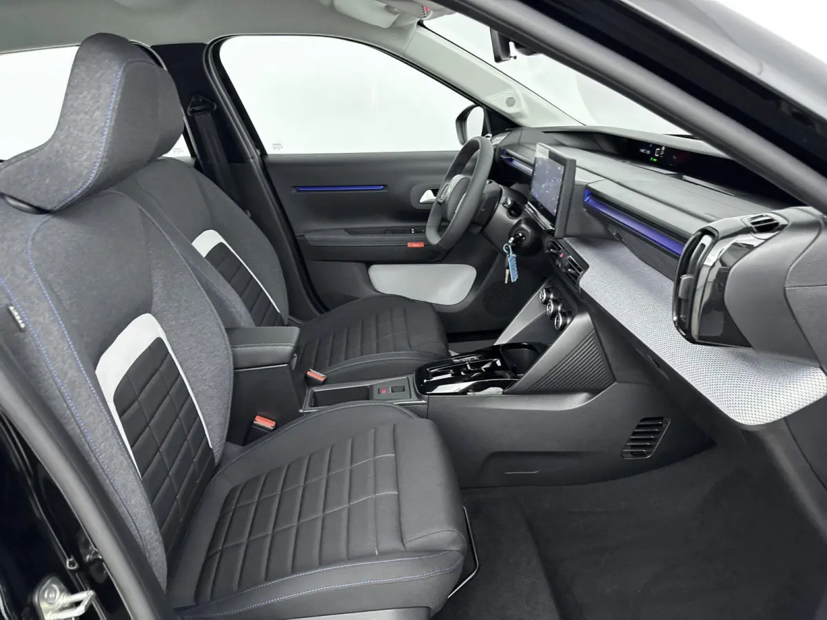 Business 113pk Comfort Range 44 kWh | Navigatie | Parkeersensoren |